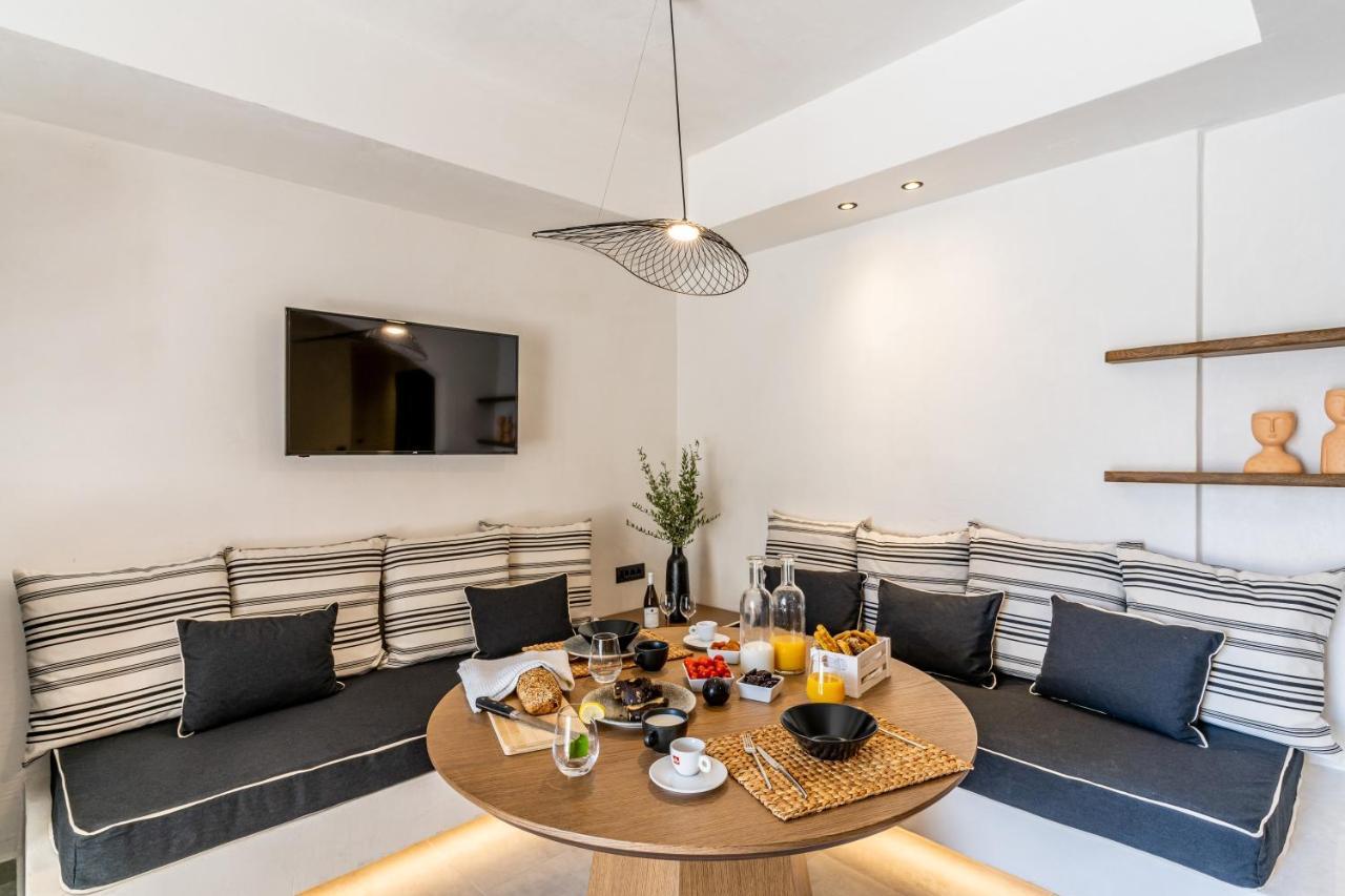Amer Suites Фира Екстериор снимка