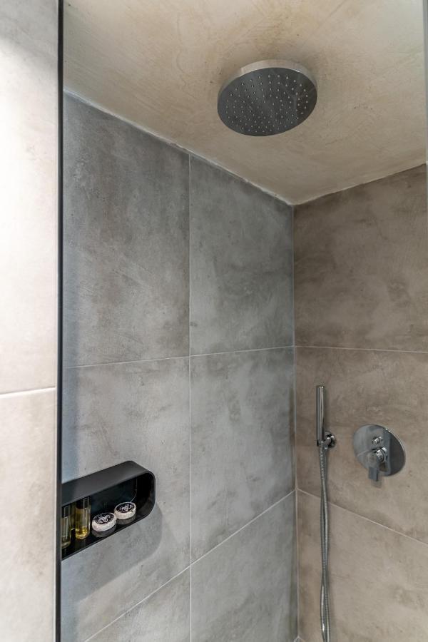 Amer Suites Фира Екстериор снимка