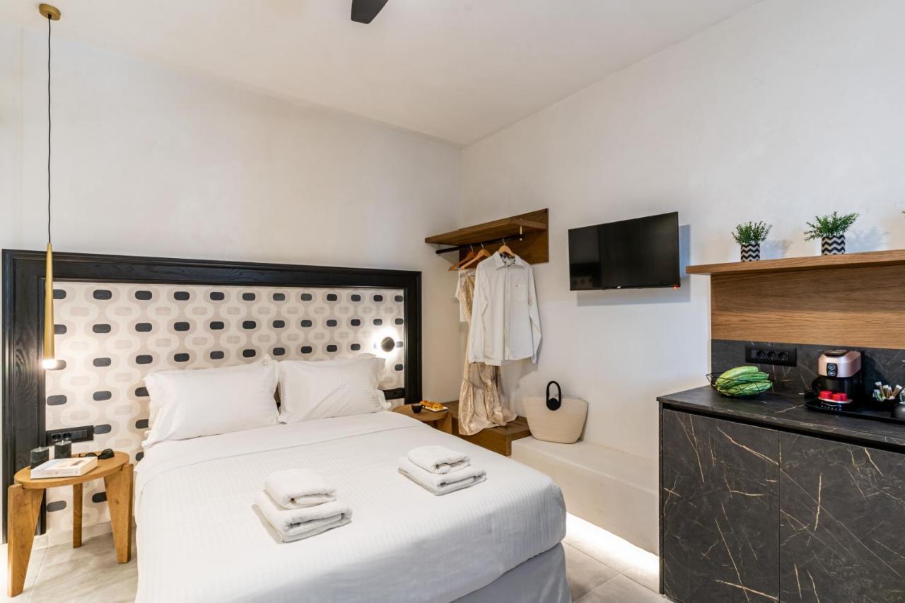Amer Suites Фира Екстериор снимка