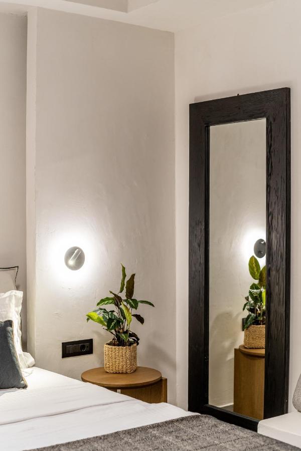 Amer Suites Фира Екстериор снимка