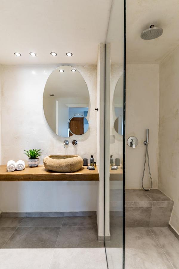 Amer Suites Фира Екстериор снимка